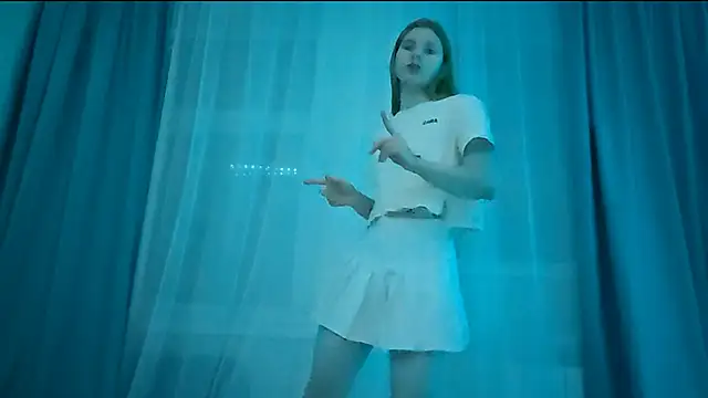 LynteriLain online show from 14, 11, 2025