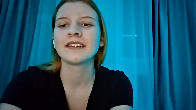 LynteriLain online show from 16, 11, 2025