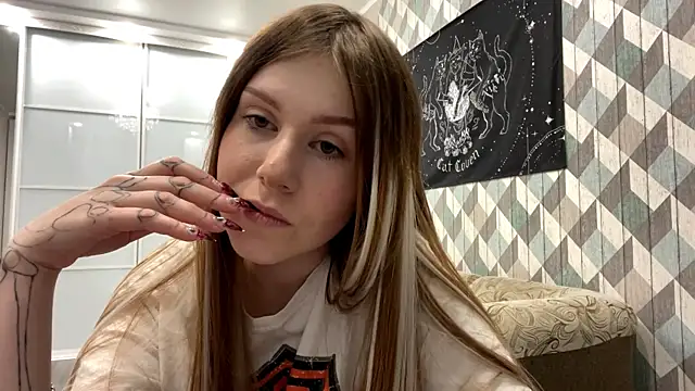 RebelKitsune online show from 30, 10, 2025