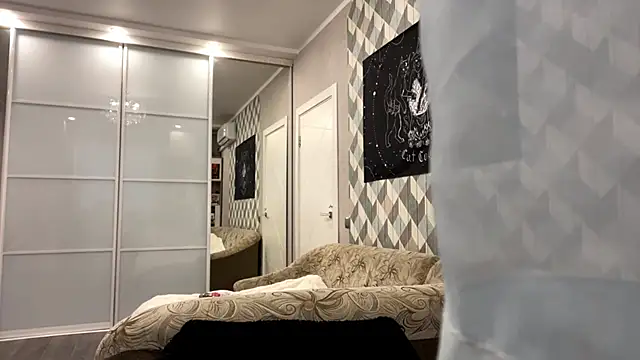 RebelKitsune online show from 31, 10, 2025