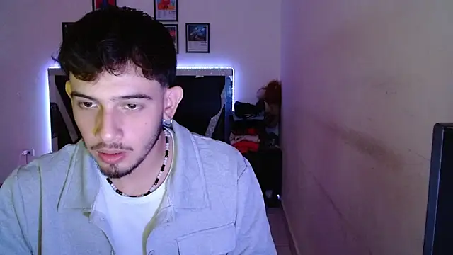 Sebasxxl12 online show from 15, 1, 2026