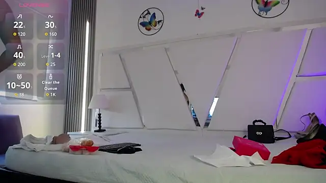 Snapshot of chloe__Jones_ chatting on 25, 3, 2026 chloe Jones online show from 25, 3, 2026