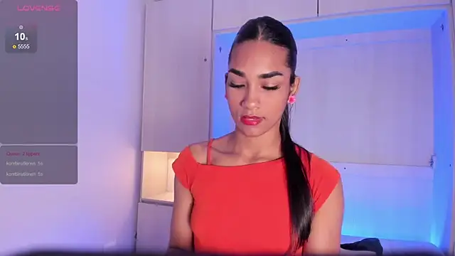 AnahiCollins online show from 4, 2, 2026