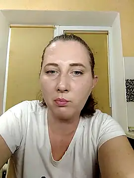 Snapshot of SeleettaNi chatting on 14, 10, 2025 SeleettaNi online show from 14, 10, 2025