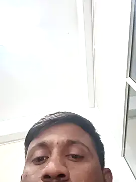 SlipperyRebound0 online show from 19, 11, 2025