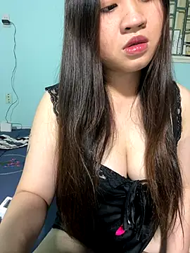 Sexy dancing girl online show from 2, 12, 2025