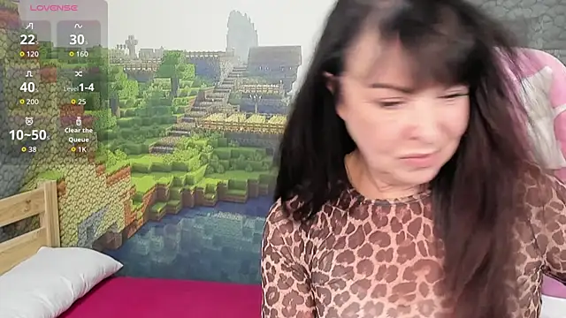 LindaRomero online show from 12, 11, 2025