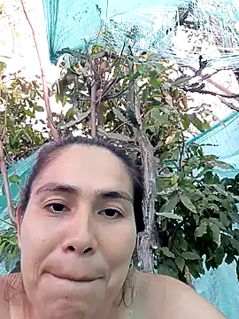 single-mother-indecent- online show from 17, 10, 2025