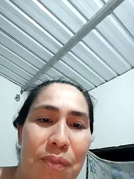 single-mother-indecent- online show from 8, 11, 2025