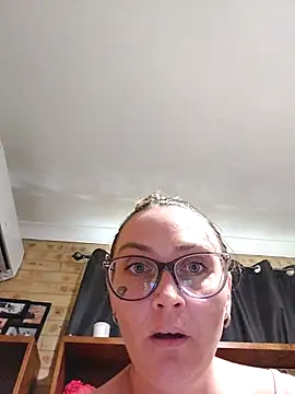 Snapshot of Sinful_Kait_XX chatting on 5, 11, 2025 Sinful Kait XX online show from 5, 11, 2025