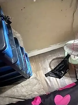 Snapshot of MeltingChapter6 chatting on 28, 9, 2025 MeltingChapter6 online show from 28, 9, 2025