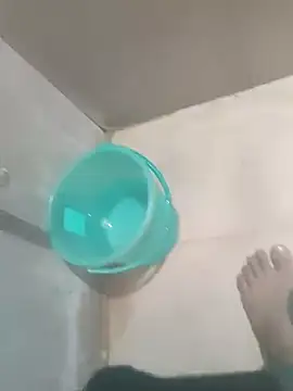 Hhhggghrrr3219 online show from 18, 10, 2025