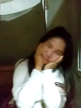 Snapshot of meomeo-baby chatting on 7, 10, 2025 meomeo-baby online show from 7, 10, 2025