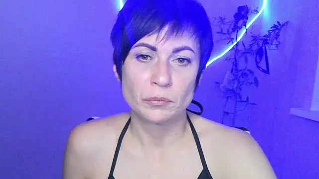 Ashley Brookss online show from 7, 11, 2025