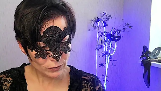 Ashley Brookss online show from 23, 11, 2025