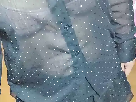 Snapshot of Sunna104 chatting on 6, 2, 2026 Sunna104 online show from 6, 2, 2026