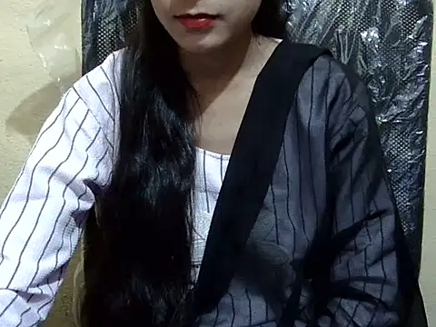 Snapshot of Shazi_1 chatting on 9, 11, 2025 Shazi 1 online show from 9, 11, 2025