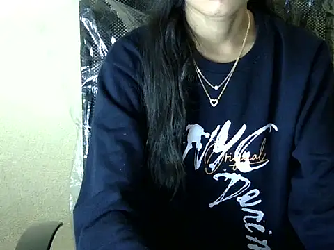 Snapshot of Shazi_1 chatting on 26, 11, 2025 Shazi 1 online show from 26, 11, 2025