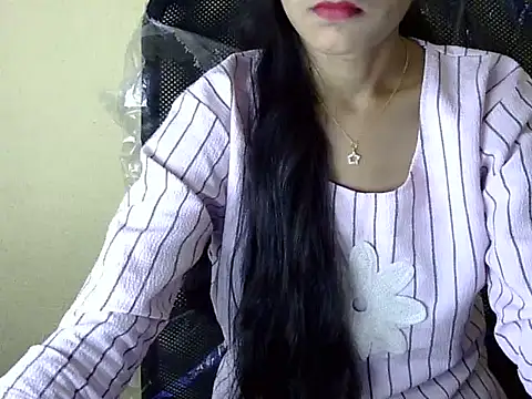 Snapshot of Shazi_1 chatting on 30, 11, 2025 Shazi 1 online show from 30, 11, 2025