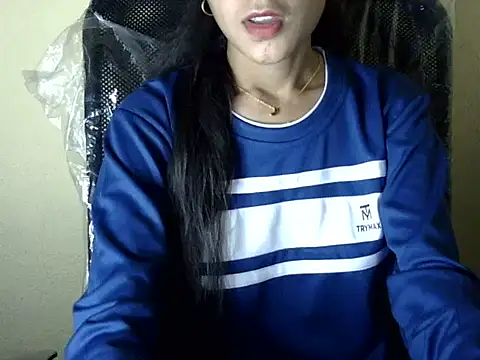 Snapshot of Shazi_1 chatting on 3, 12, 2025 Shazi 1 online show from 3, 12, 2025