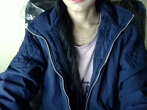 Snapshot of Shazi_1 chatting on 18, 12, 2025 Shazi 1 online show from 18, 12, 2025