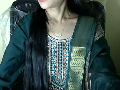 Snapshot of Shazi_1 chatting on 19, 12, 2025 Shazi 1 online show from 19, 12, 2025