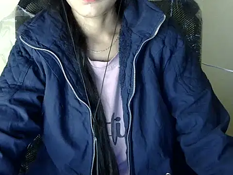 Snapshot of Shazi_1 chatting on 23, 12, 2025 Shazi 1 online show from 23, 12, 2025