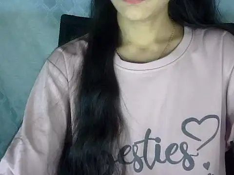 Snapshot of Shazi_1 chatting on 5, 2, 2026 Shazi 1 online show from 5, 2, 2026