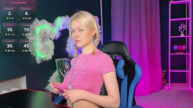 Snapshot of Callista_a chatting on 21, 12, 2025 Callista a online show from 21, 12, 2025