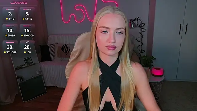 Snapshot of TessaGrays chatting on 29, 5, 2026 TessaGrays online show from 29, 5, 2026