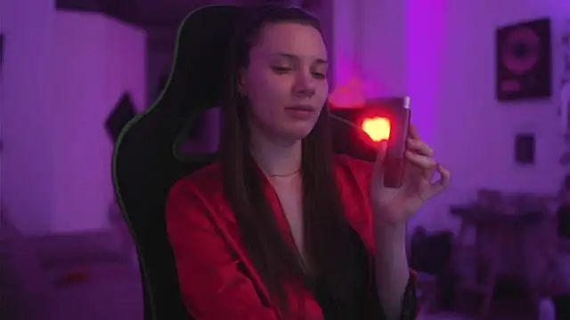 CandyStorm online show from 9, 4, 2026