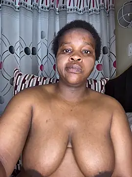 Snapshot of CynnxxxBarb chatting on 14, 11, 2025 CynnxxxBarb online show from 14, 11, 2025