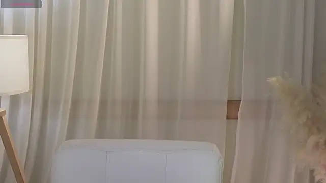 Snapshot of slow_flower chatting on 4, 2, 2026 slow flower online show from 4, 2, 2026