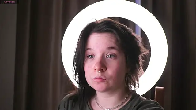 EviaVanveen online show from 12, 1, 2026