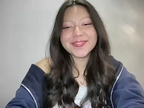 Rachel James   online show from 30, 10, 2025