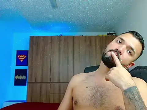 mathewv  online show from 28, 11, 2025