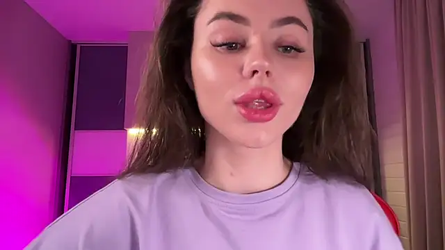 AlmaryKim online show from 7, 2, 2025