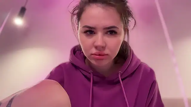 AlmaryKim online show from 3, 10, 2025