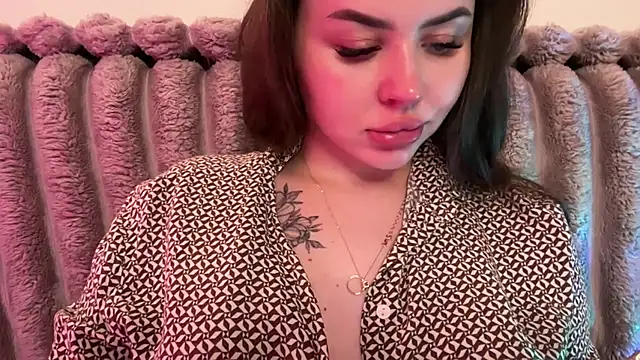 AlmaryKim online show from 7, 7, 2026
