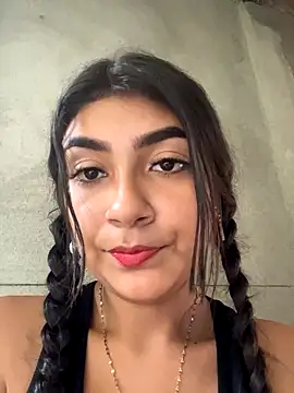 Sweed-virgin-pussy online show from 13, 11, 2025