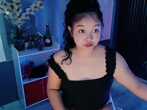 Snapshot of UrFavouriteCravings chatting on 16, 2, 2026 UrFavouriteCravings online show from 16, 2, 2026