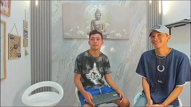 Snapshot of VERY_HOT_GUYS chatting on 9, 1, 2026 VERY HOT GUYS online show from 9, 1, 2026