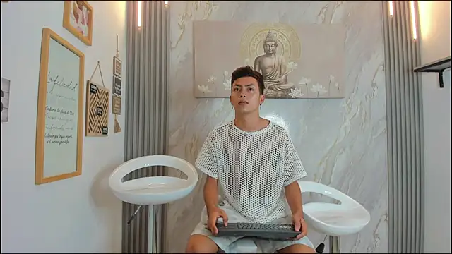 Snapshot of VERY_HOT_GUYS chatting on 12, 1, 2026 VERY HOT GUYS online show from 12, 1, 2026