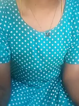 Snapshot of tamil_thaara03 chatting on 23, 10, 2025 tamil thaara03 online show from 23, 10, 2025