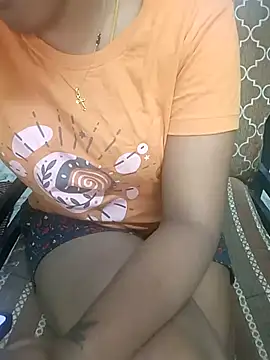 Snapshot of tamil_thaara03 chatting on 11, 11, 2025 tamil thaara03 online show from 11, 11, 2025