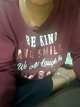 Snapshot of tamil_thaara03 chatting on 18, 11, 2025 tamil thaara03 online show from 18, 11, 2025