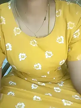 Snapshot of tamil_thaara03 chatting on 5, 12, 2025 tamil thaara03 online show from 5, 12, 2025