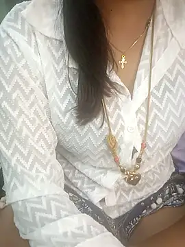 Snapshot of tamil_thaara03 chatting on 14, 1, 2026 tamil thaara03 online show from 14, 1, 2026