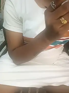 Snapshot of tamil_thaara03 chatting on 2, 2, 2026 tamil thaara03 online show from 2, 2, 2026