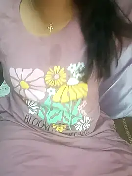 Snapshot of tamil_thaara03 chatting on 4, 2, 2026 tamil thaara03 online show from 4, 2, 2026